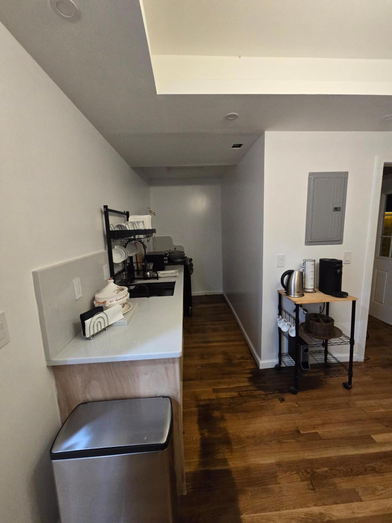 Beautiful Boston Bedroom - New Renovation Exterior photo